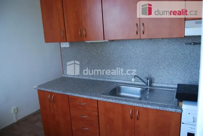 Pronájem bytu 1+1, Kralupy nad Vltavou - Lobeček, Předmostí, 34 m2