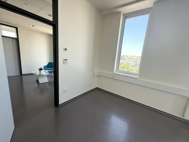 Pronájem kanceláře, Brno - Štýřice, Pražákova, 23 m2
