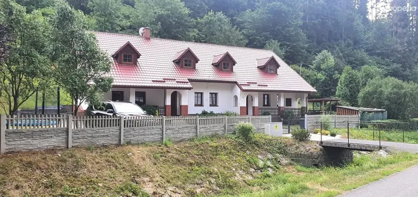 Prodej apartmánu, Šumvald, 350 m2