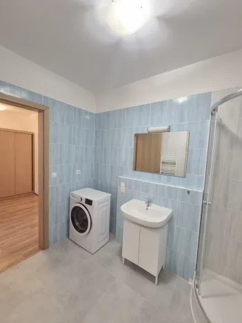 Pronájem bytu 2+kk, Praha - Karlín, Křižíkova, 54 m2