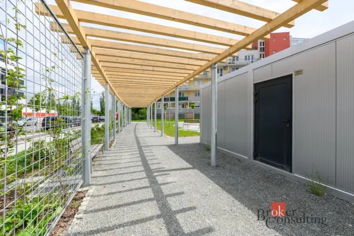 Pronájem bytu 1+kk, Plzeň - Jižní Předměstí, Železná, 31 m2
