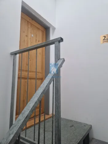 Pronájem bytu 1+kk, Praha, K cihelně, 55 m2