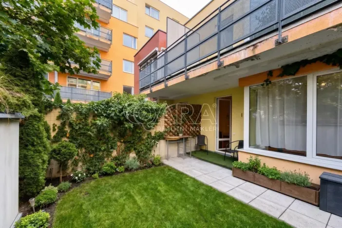 Pronájem bytu 1+kk, Praha - Hlubočepy, Werichova, 28 m2