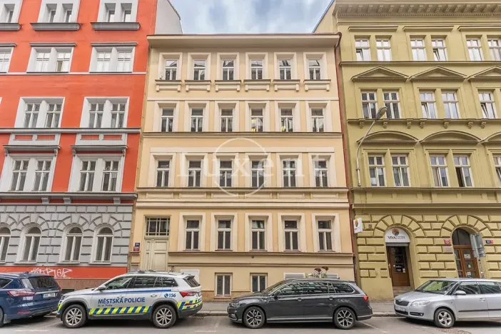 Prodej činžovního domu, Praha - Nové Město, Na bojišti, 805 m2