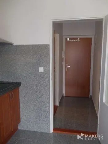 Pronájem bytu 1+kk, Praha - Vysočany, Freyova, 23 m2