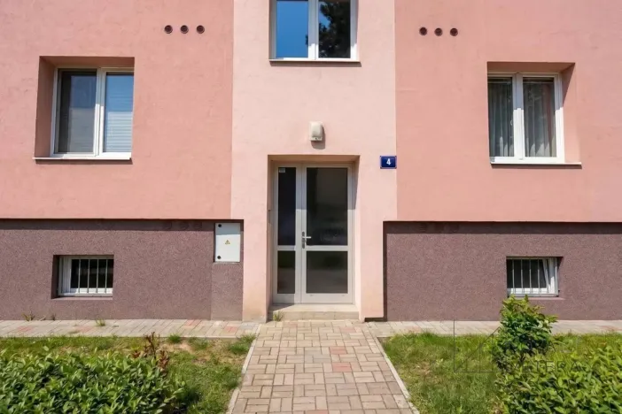 Prodej bytu 3+kk, Praha - Záběhlice, Trenčínská, 55 m2