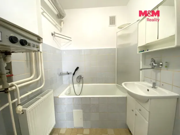 Pronájem bytu 2+1, Žďár nad Sázavou - Žďár nad Sázavou 2, Srázná, 58 m2