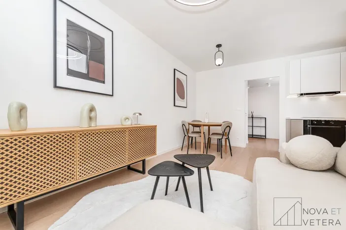 Prodej bytu 3+kk, Praha - Holešovice, Komunardů, 87 m2