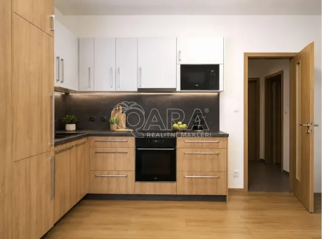Pronájem bytu 2+kk, Praha - Jinonice, Kačírkova, 56 m2