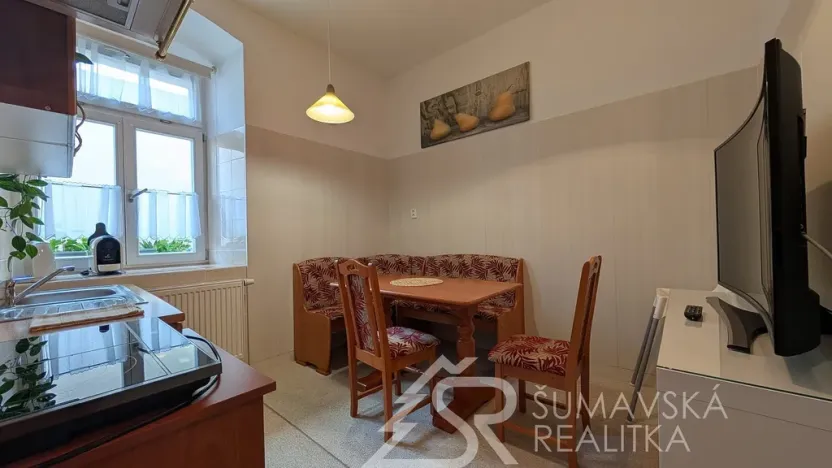 Prodej bytu 1+1, Kašperské Hory, Náměstí, 86 m2