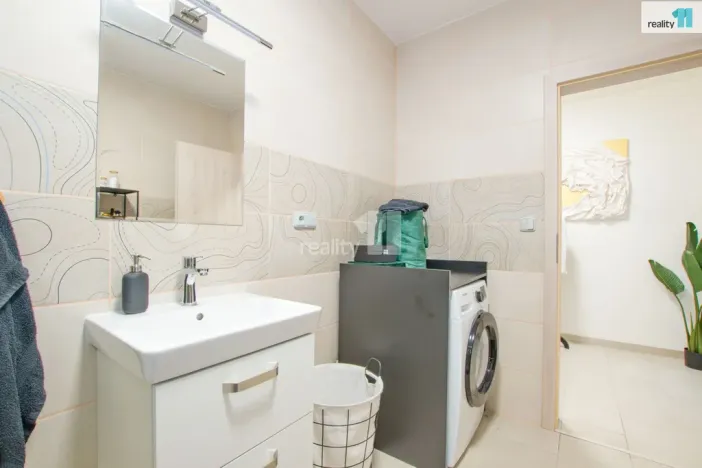 Pronájem bytu 3+kk, Liberec - Liberec II-Nové Město, Papírová, 94 m2