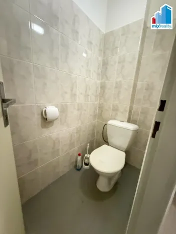 Pronájem obchodního prostoru, Nýřany, Revoluční, 160 m2