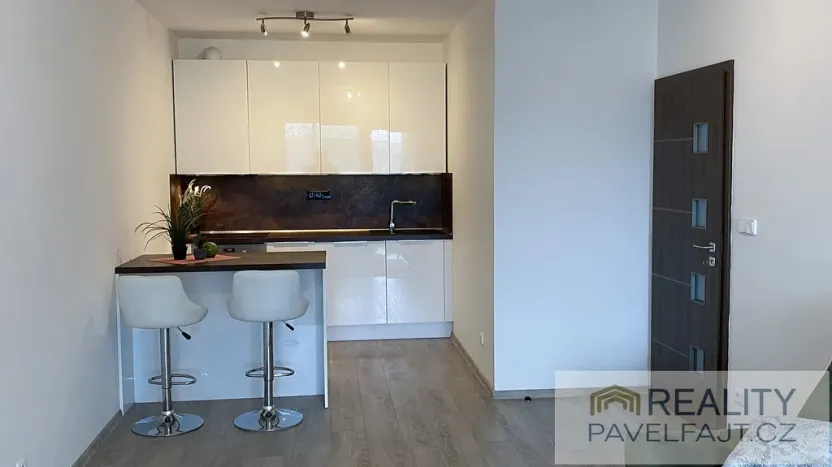 Pronájem bytu 2+kk, Praha - Michle, V dolině, 50 m2