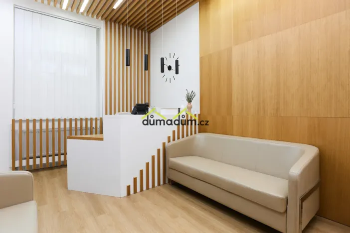 Pronájem ordinace, Praha, Jankovcova, 99 m2