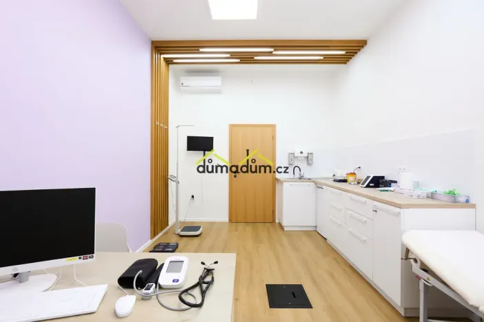 Pronájem ordinace, Praha, Jankovcova, 99 m2