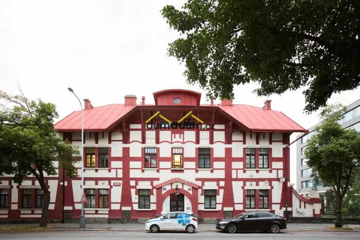 Pronájem ordinace, Praha - Holešovice, Jankovcova, 99 m2