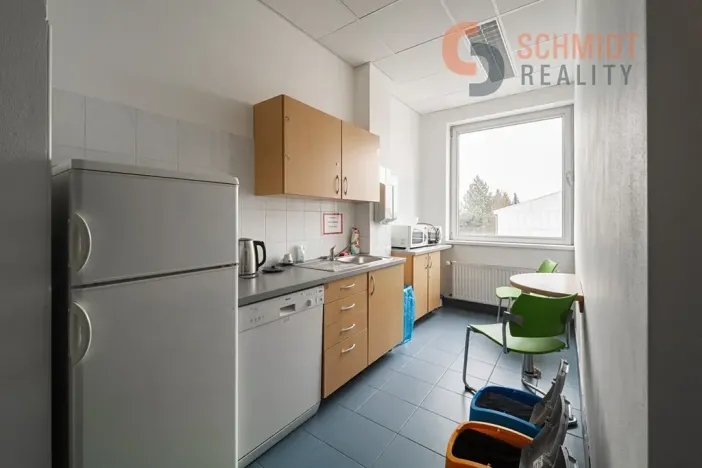 Pronájem kanceláře, Břeclav, Kančí obora, 30 m2