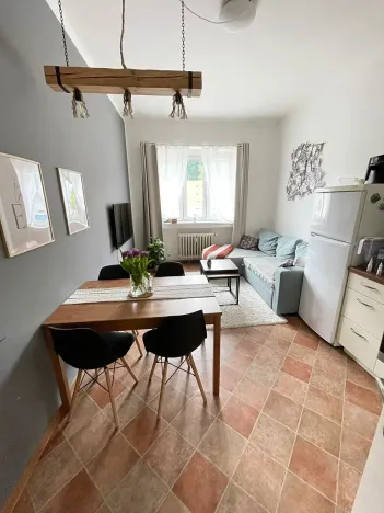 Pronájem bytu 2+kk, Praha - Smíchov, Radlická, 46 m2
