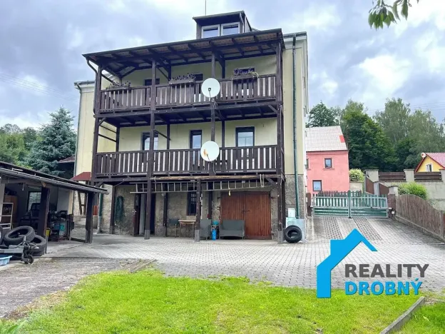 Pronájem atypického bytu, Jílové, Teplická, 95 m2