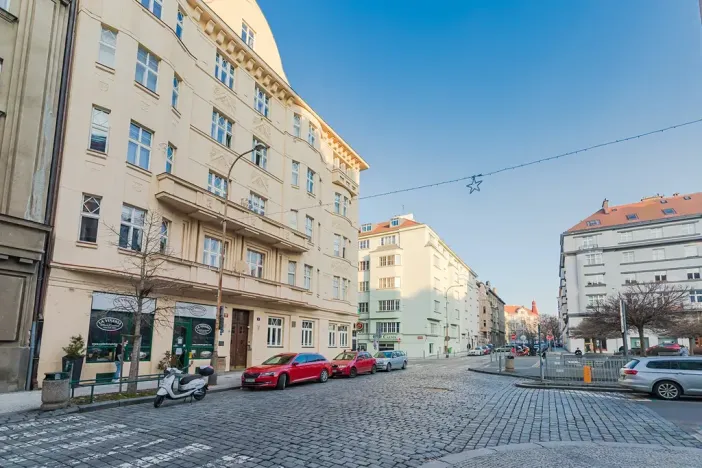Pronájem bytu 3+kk, Praha - Dejvice, Kafkova, 102 m2