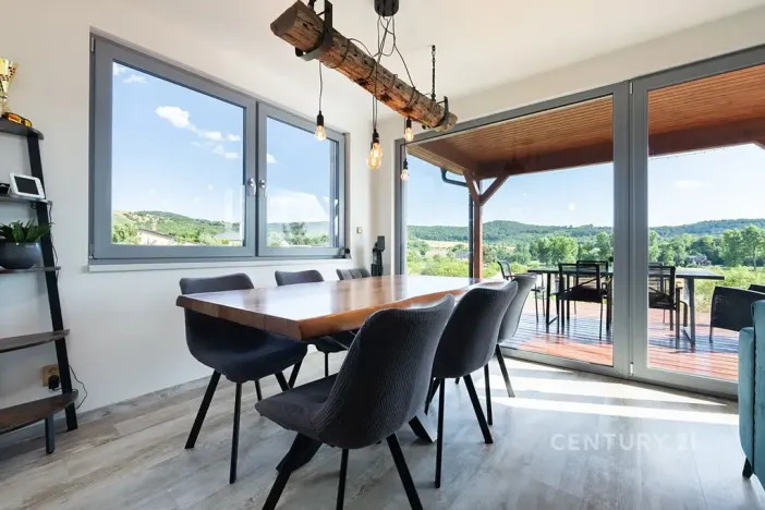 Pronájem rodinného domu, Lužice, 104 m2