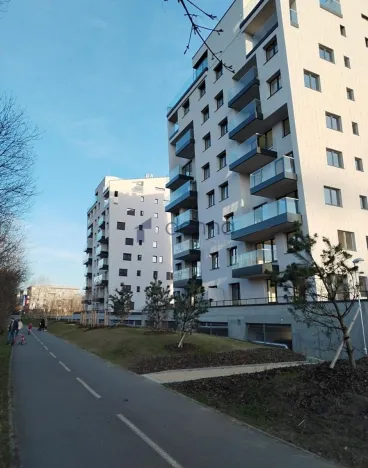 Pronájem bytu 2+kk, Praha, Pod Harfou, 58 m2