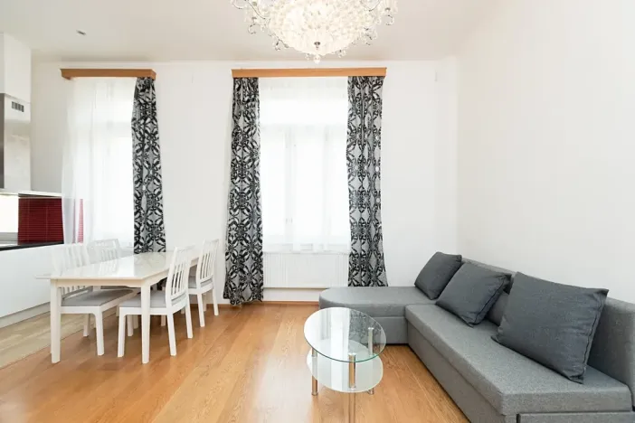 Pronájem bytu 3+kk, Praha - Smíchov, Štefánikova, 91 m2