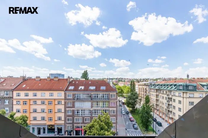 Pronájem bytu 2+kk, Praha - Bubeneč, Zelená, 52 m2