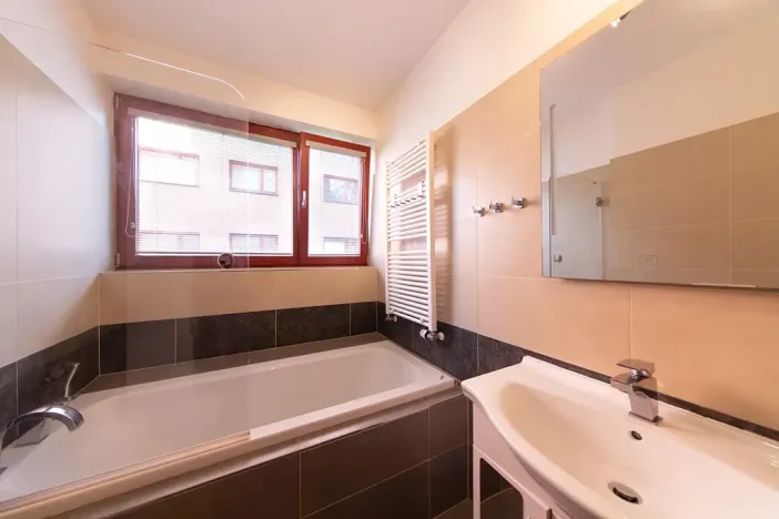 Pronájem bytu 3+kk, Praha - Záběhlice, Podle náhonu, 79 m2