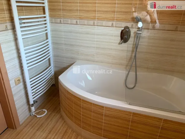 Pronájem bytu 2+kk, Lázně Kynžvart, Malé nám., 50 m2