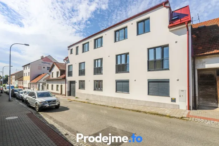 Pronájem bytu 1+kk, Brno - Černovice, Mírová, 32 m2