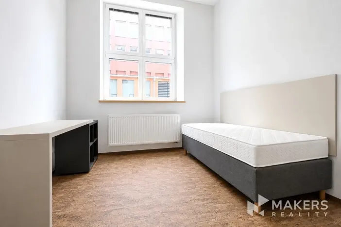 Pronájem bytu 1+kk, Praha - Smíchov, Křížová, 22 m2