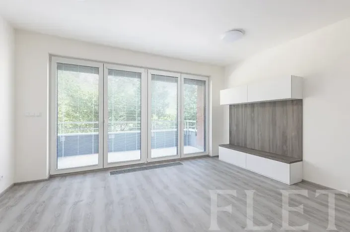 Pronájem bytu 1+kk, Praha - Záběhlice, Klapálkova, 31 m2