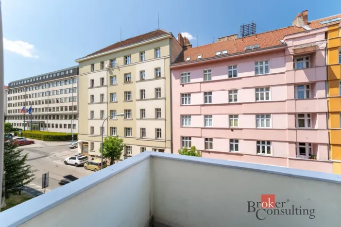 Pronájem bytu 1+1, Brno - Veveří, Burešova, 56 m2