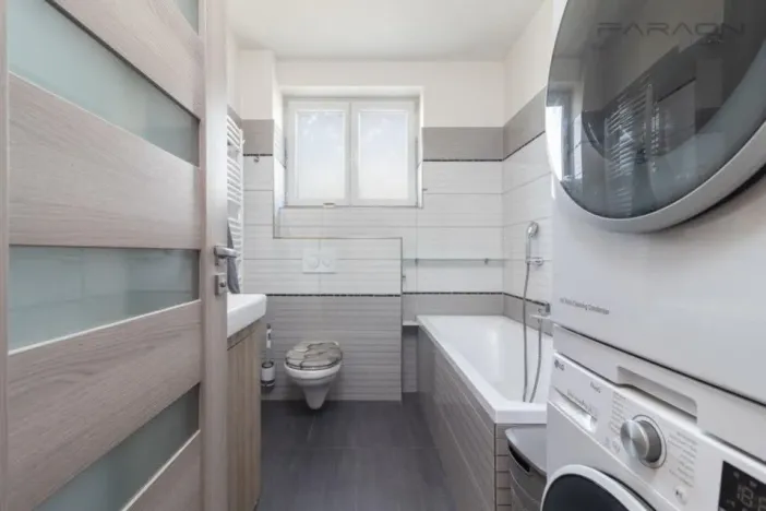 Prodej bytu 3+kk, Polerady, 85 m2