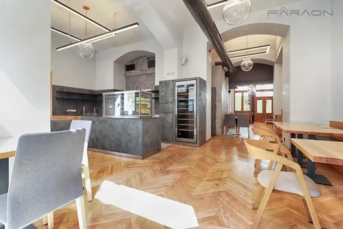 Pronájem restaurace, Praha - Staré Město, Dlouhá, 137 m2