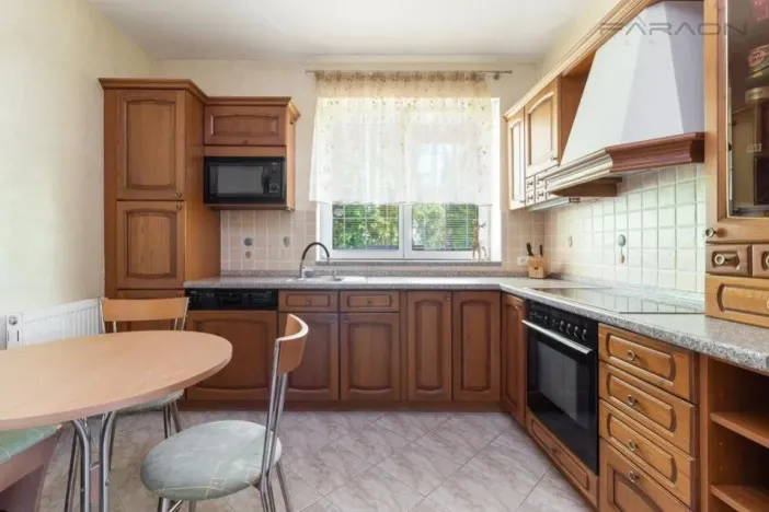 Pronájem rodinného domu, Praha - Březiněves, Skřivánčí, 725 m2