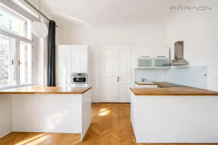 Pronájem bytu 4+kk, Praha - Karlín, Křižíkova, 110 m2