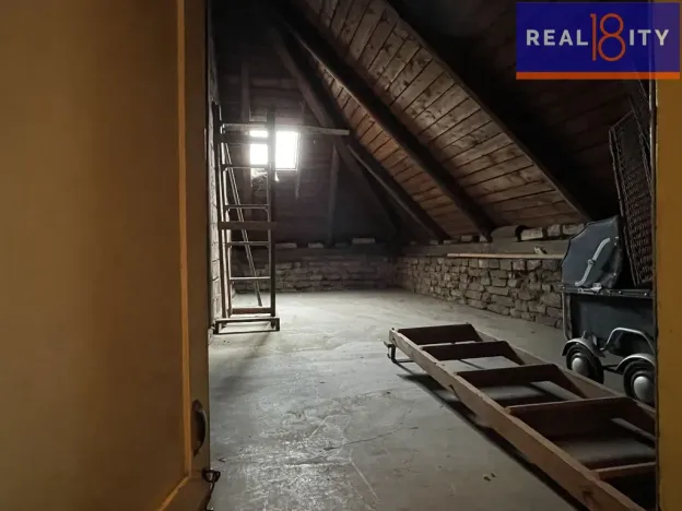 Prodej rodinného domu, Praha, V údolí, 264 m2