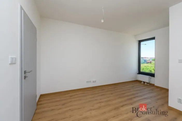 Pronájem bytu 1+kk, Plzeň - Jižní Předměstí, Železná, 29 m2