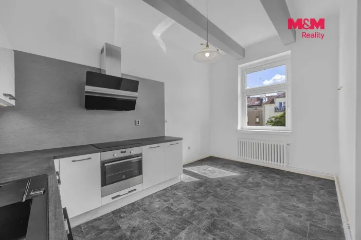 Prodej bytu 3+1, Hradec Králové, Čelakovského, 88 m2