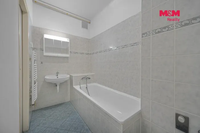 Prodej činžovního domu, Sezemice, Nejedlého, 354 m2