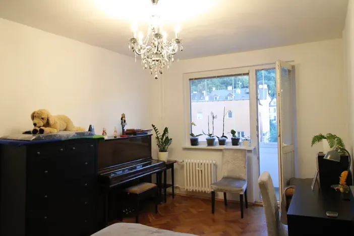 Prodej bytu 3+1, Karlovy Vary, Krymská, 68 m2