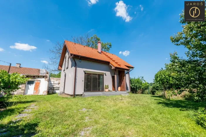Prodej rodinného domu, Pečky, Pečecká, 102 m2