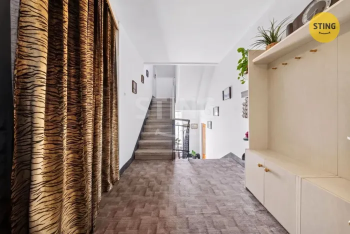 Prodej rodinného domu, Dobrá, 220 m2