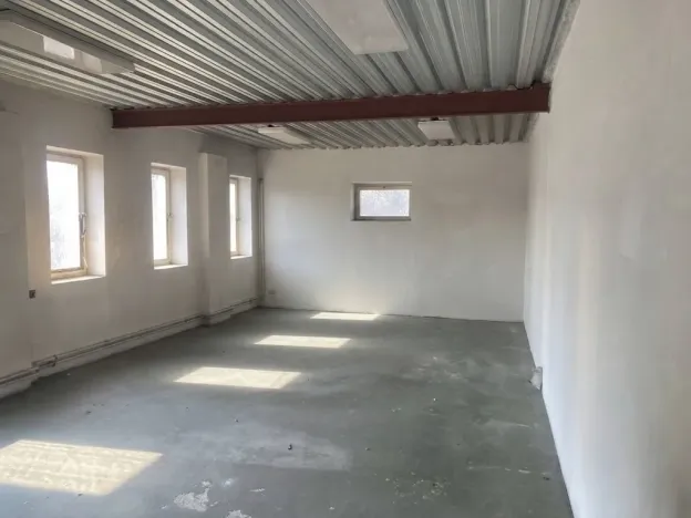 Pronájem skladu, Církvice, 511 m2