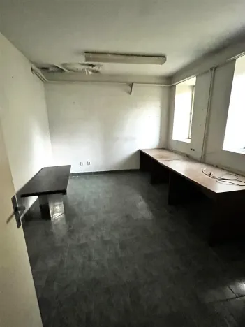 Pronájem skladu, Církvice, 511 m2
