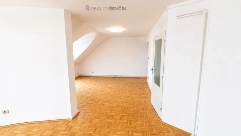 Pronájem bytu 3+kk, České Budějovice - České Budějovice 3, Jeremiášova, 90 m2