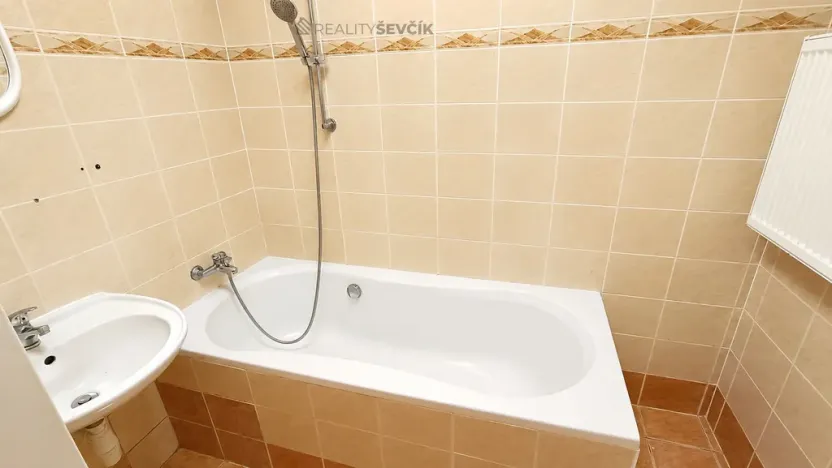 Pronájem bytu 3+kk, České Budějovice - České Budějovice 3, Jeremiášova, 90 m2