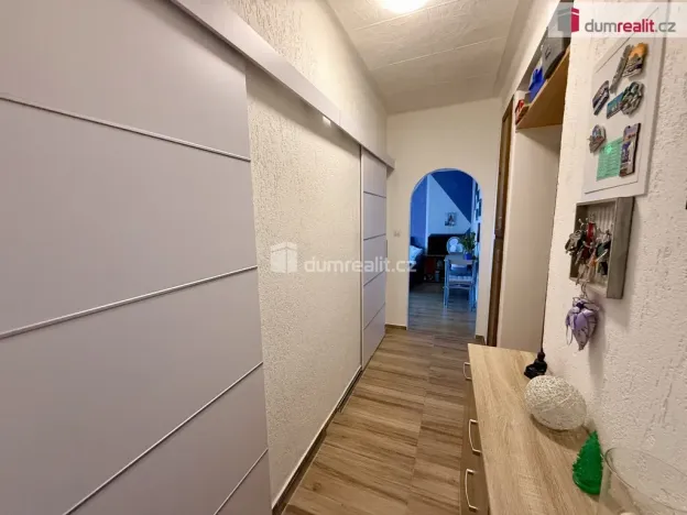 Prodej bytu 2+1, Mariánské Lázně - Úšovice, Skalníkova, 65 m2